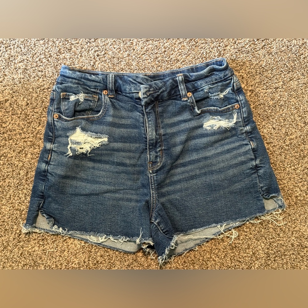American Eagle Outfitters Curvy Mom Short